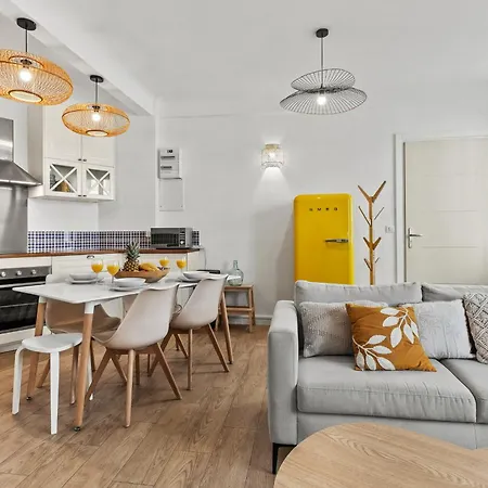 Beautiful And Cozy 3 Bedrooms In Antibes