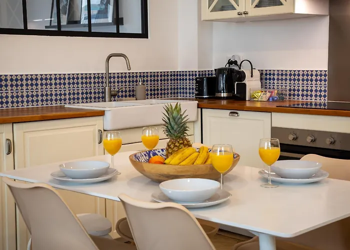 Beautiful And Cozy 3 Bedrooms In Apartamento Antibes