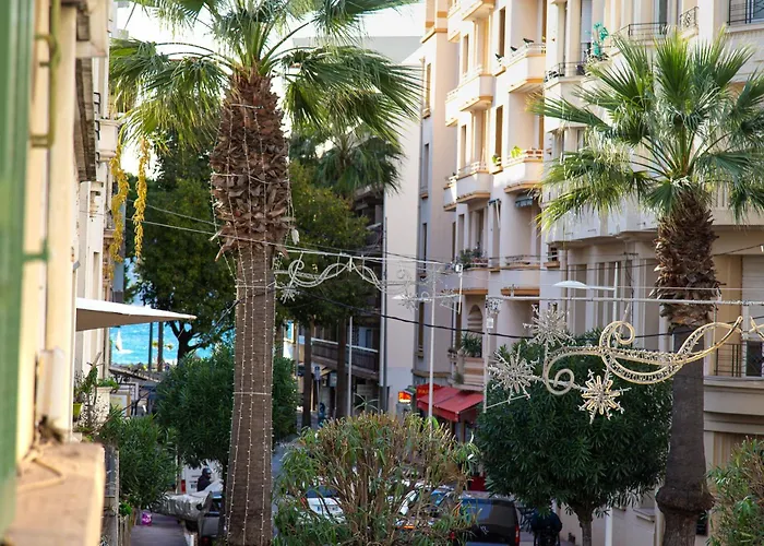 Beautiful And Cozy 3 Bedrooms In