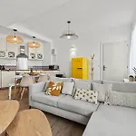 Apartamento Beautiful And Cozy 3 Bedrooms In
