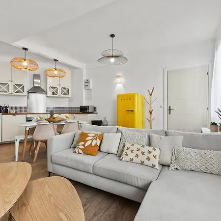 Apartment Beautiful And Cozy 3 Bedrooms In